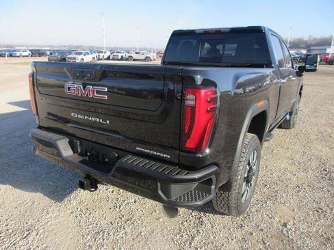 New 2026 GMC Sierra 3500 Denali w/ Denali Reserve Package AWD/4WD image 6