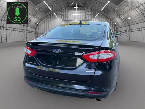 Used 2016 Ford Fusion SE FWD image 6