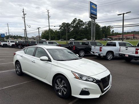 Used 2020 Nissan Altima 2.5 S FWD image 4