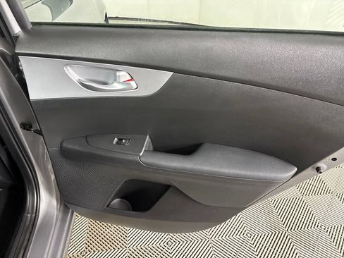 Used 2023 Kia Forte LXS FWD image 23