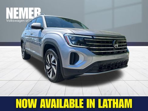 Certified 2025 Volkswagen Atlas SE AWD/4WD image 6
