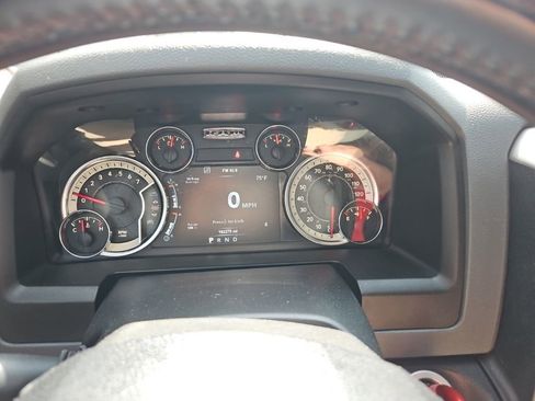Used 2019 RAM 1500 Big Horn AWD/4WD image 18