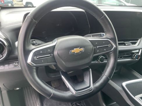 Used 2025 Chevrolet Equinox LT image 28