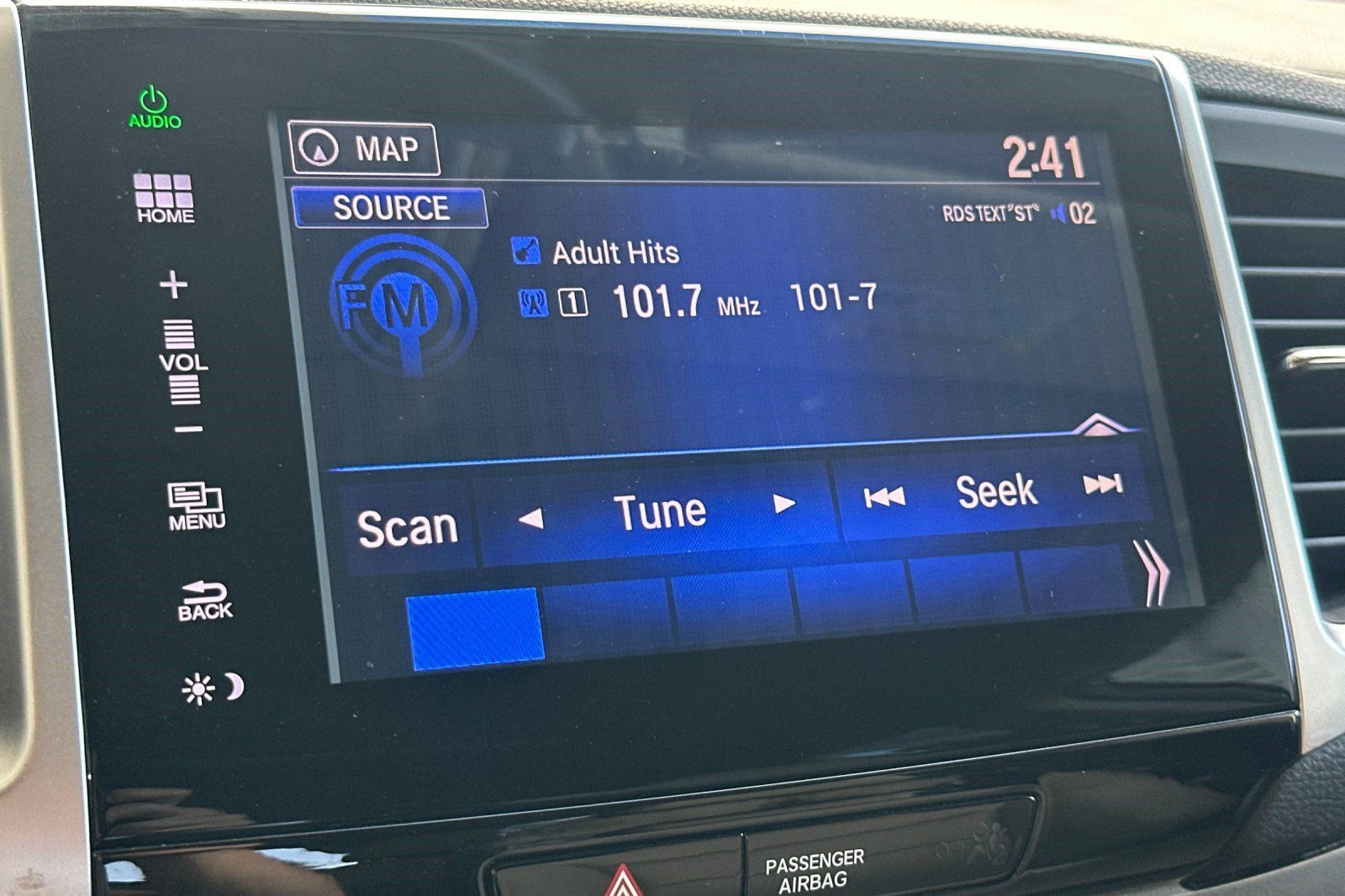 Used 2016 Honda Pilot EX-L image 25