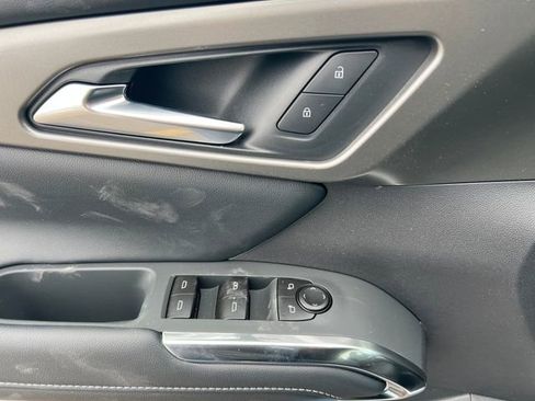 New 2026 Chevrolet Traverse LT w/ LPO, Floor Liner Package image 15