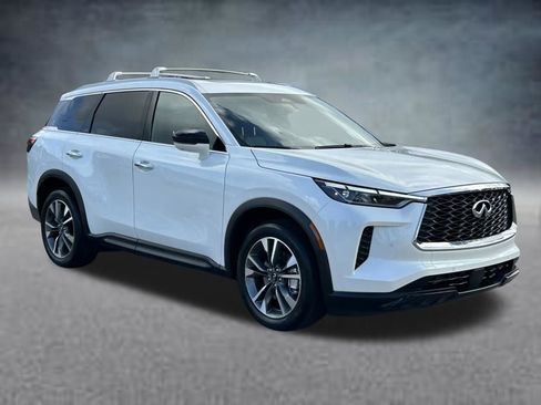Used 2025 INFINITI QX60 Luxe FWD image 8