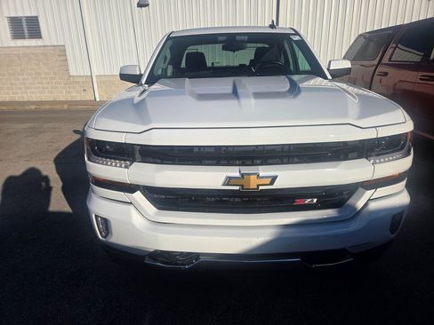 Used 2019 Chevrolet Silverado 1500 LT w/ All Star Edition image 19