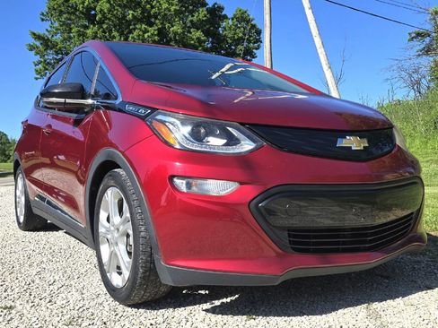 Used 2017 Chevrolet Bolt LT FWD image 11