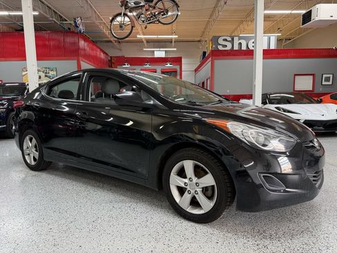 Used 2013 Hyundai Elantra GLS FWD image 7