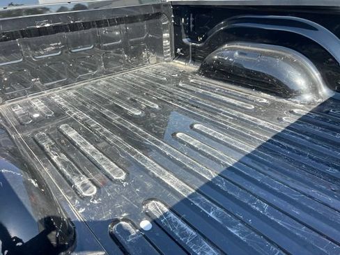 Used 2023 RAM 2500 Laramie AWD/4WD image 16
