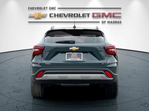 New 2026 Chevrolet Trax LT w/ Driver Confidence Package FWD image 4