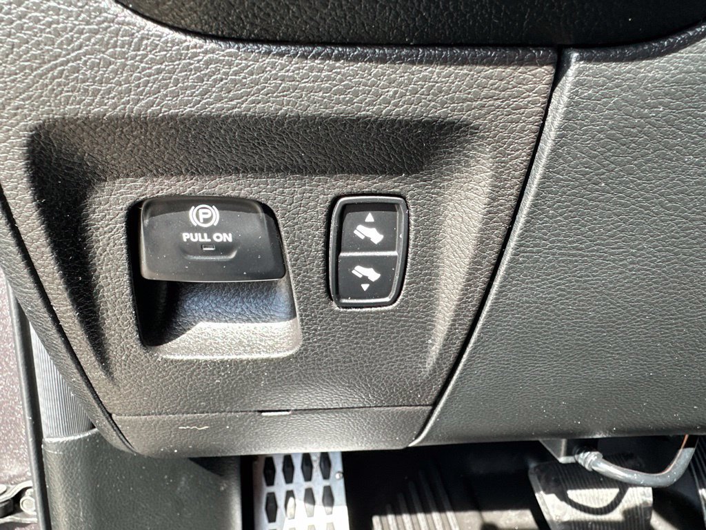 Used 2020 RAM 1500 Rebel w/ Level 1 Equipment Group AWD/4WD image 17