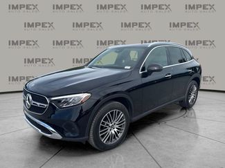 Used 2025 Mercedes-Benz GLC 300 video 1