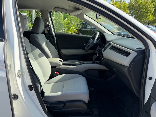Used 2019 Honda HR-V LX image 19