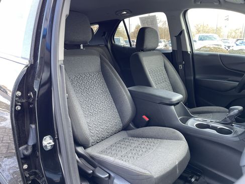 Used 2024 Chevrolet Equinox LT image 35
