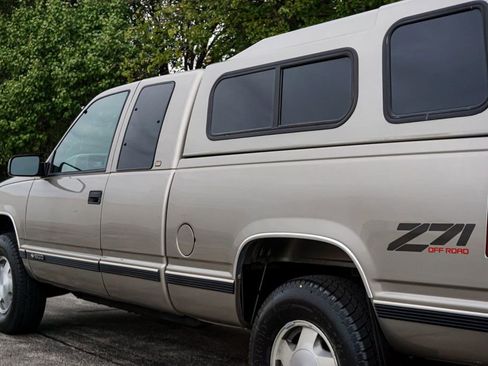 Used 1998 Chevrolet Silverado 1500 4x4 Extended Cab w/ Preferred Equipment Group 2 image 55