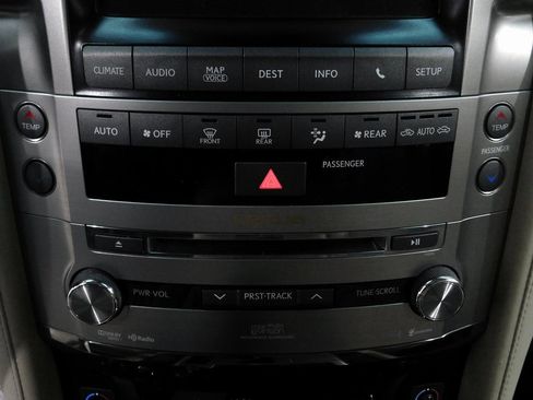 Used 2013 Lexus LX 570 4WD w/ Luxury Pkg w/Pre-crash image 48