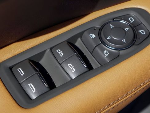 New 2026 Cadillac XT5 Premium Luxury w/ Driver Assist Package image 18