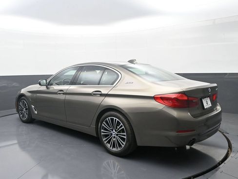 Used 2018 BMW 530e xDrive AWD/4WD image 5