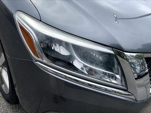 Used 2016 Nissan Pathfinder Platinum w/ Cargo Package image 26