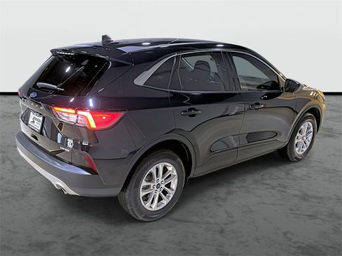 Used 2022 Ford Escape SE w/ Convenience Package image 4
