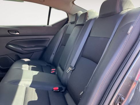 Used 2021 Nissan Altima 2.5 SR w/ SR Premium Package FWD image 13