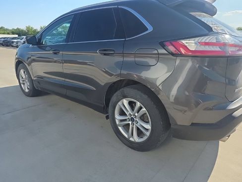 Used 2019 Ford Edge SEL FWD image 31