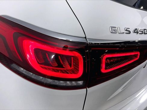 Certified 2023 Mercedes-Benz GLS 450 4MATIC image 25