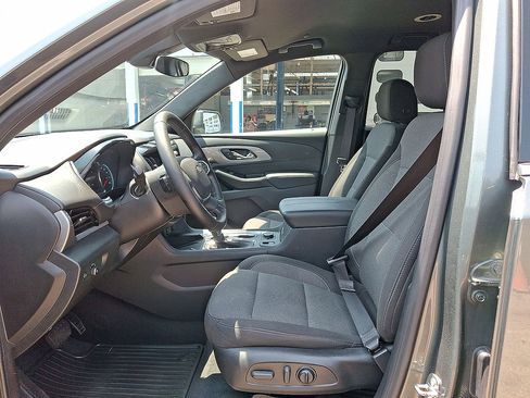 Certified 2023 Chevrolet Traverse LT AWD/4WD image 11