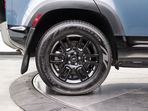 Used 2023 Land Rover Defender 110 X-Dynamic SE AWD/4WD image 14