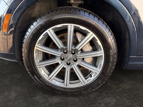 Used 2017 Audi Q7 3.0T Premium Plus AWD/4WD image 38