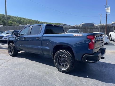 Used 2019 Chevrolet Silverado 1500 Custom Trail Boss w/ Custom Convenience Package AWD/4WD image 3