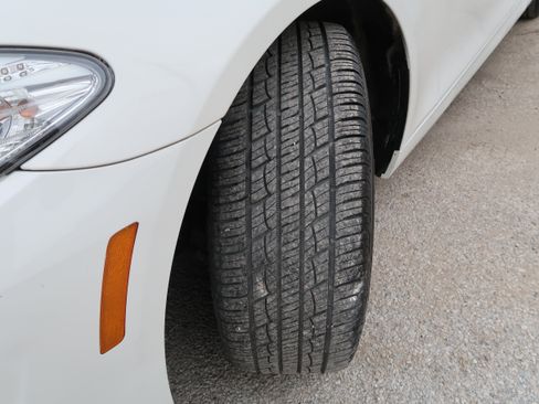 Used 2011 BMW 528i Sedan RWD image 42