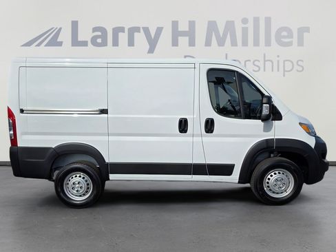 New 2026 RAM ProMaster 1500 w/ Convenience Group image 7