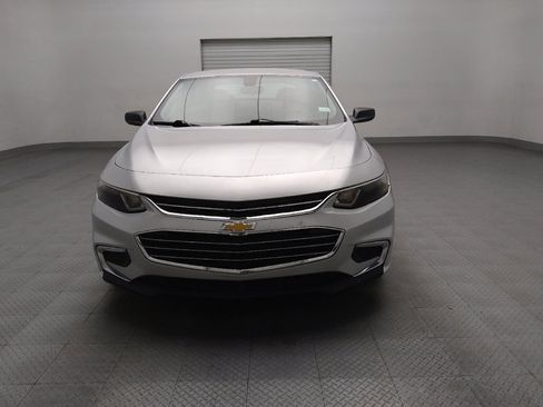 Used 2018 Chevrolet Malibu LS image 15