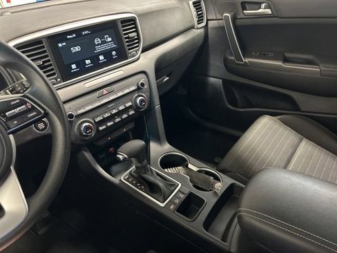 Used 2022 Kia Sportage LX w/ LX AWD Value Edition Package image 27