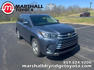 Used 2017 Toyota Highlander Limited w/ Carpet Mat Package video 1