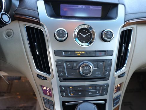 Used 2010 Cadillac CTS Luxury AWD/4WD image 25