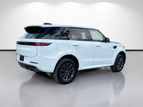Used 2024 Land Rover Range Rover Sport Dynamic SE AWD/4WD image 5
