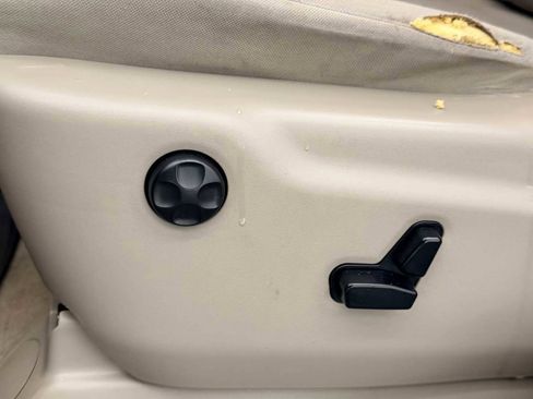 Used 2012 Jeep Grand Cherokee Laredo w/ All Weather Capability Group image 17