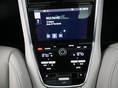 Used 2021 Porsche Panamera GTS w/ Premium Package image 22