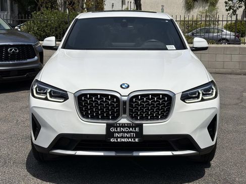 Used 2023 BMW X4 xDrive30i w/ Premium Package AWD/4WD image 3