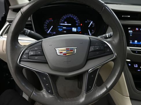 Used 2019 Cadillac XT5 Luxury AWD/4WD image 15
