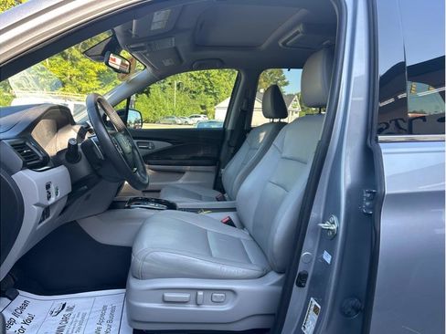 Used 2017 Honda Pilot Touring image 15