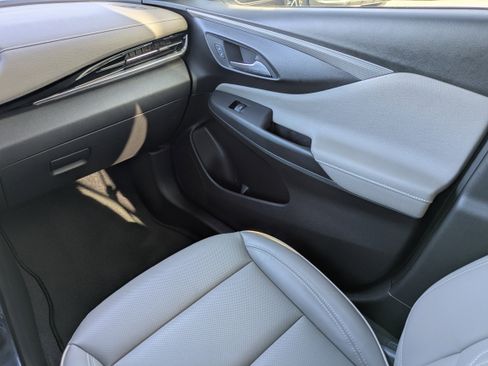 Certified 2024 Buick Envista Avenir image 15