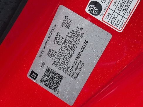 Used 2021 Chevrolet Camaro SS RWD image 22