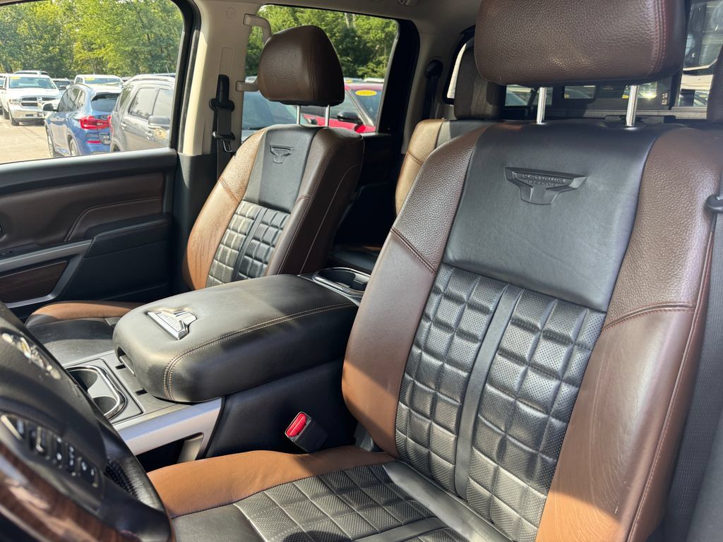 Used 2018 Nissan Titan Platinum Reserve AWD/4WD image 20
