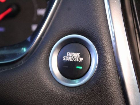 Used 2023 Chevrolet Traverse RS image 26