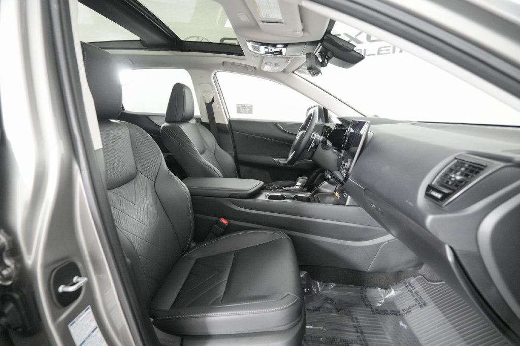 Certified 2022 Lexus NX 350h AWD w/ Vision Package image 19