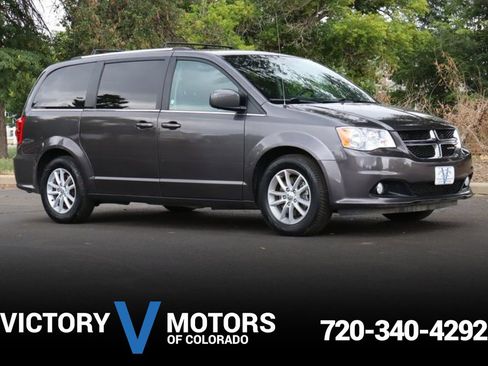Used 2020 Dodge Grand Caravan SXT FWD image 1